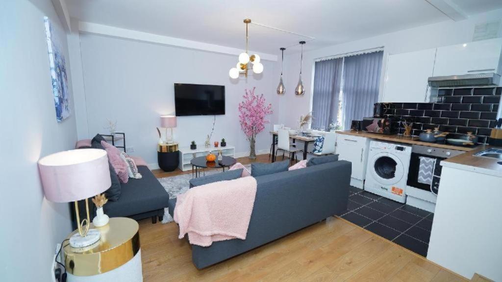 Beautiful Apartment In Sussex Gardens London Eksteriør billede